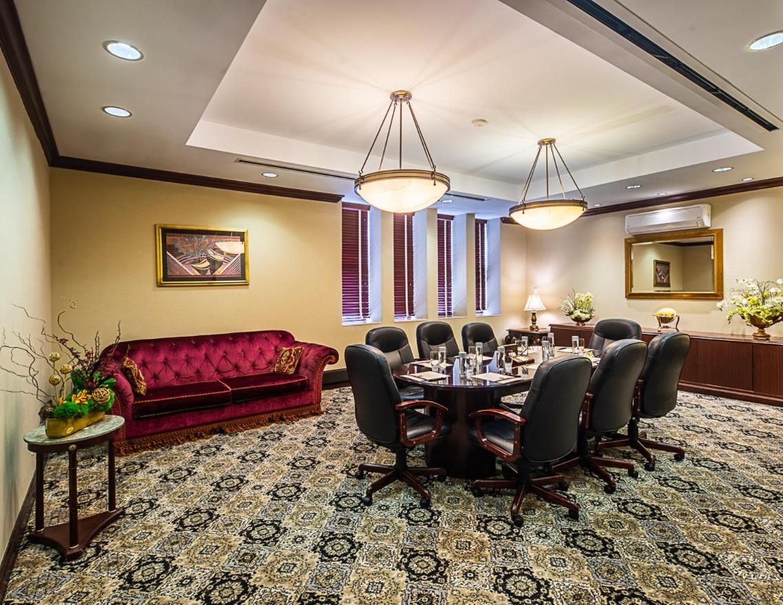 The Avenue Plaza Hotel New York Buitenkant foto